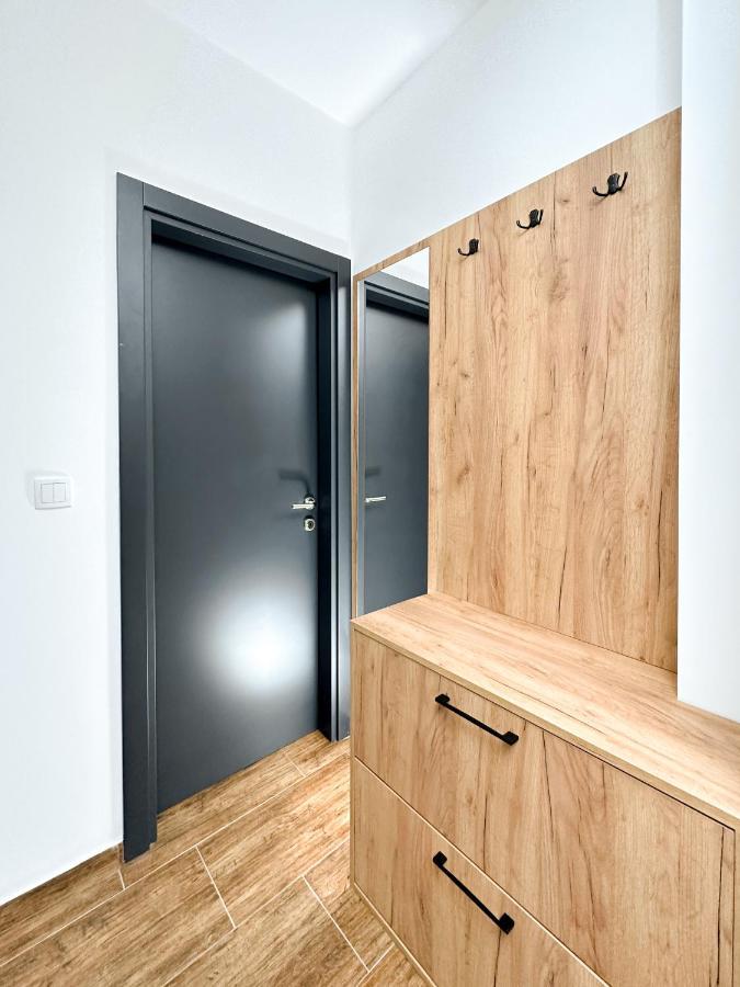 Kiko Apartmani Lux Zrenjanin Zewnętrze zdjęcie