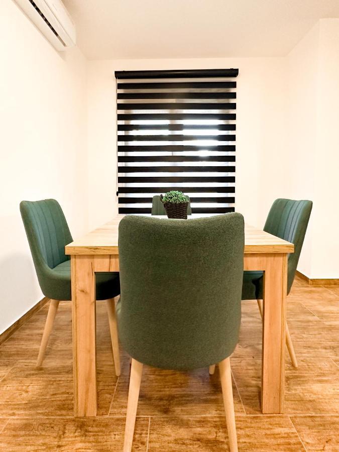 Kiko Apartmani Lux Zrenjanin Zewnętrze zdjęcie