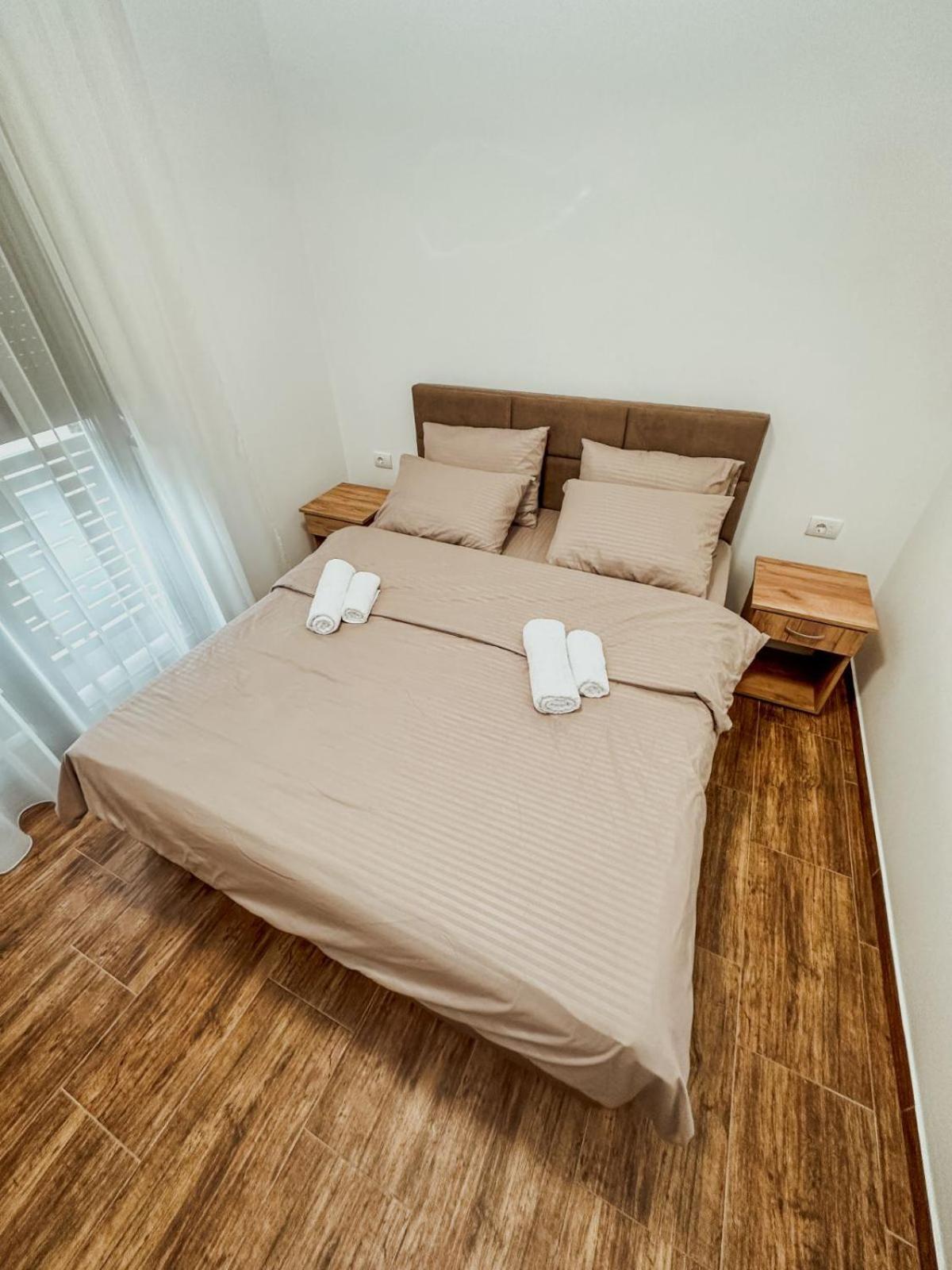 Kiko Apartmani Lux Zrenjanin Zewnętrze zdjęcie